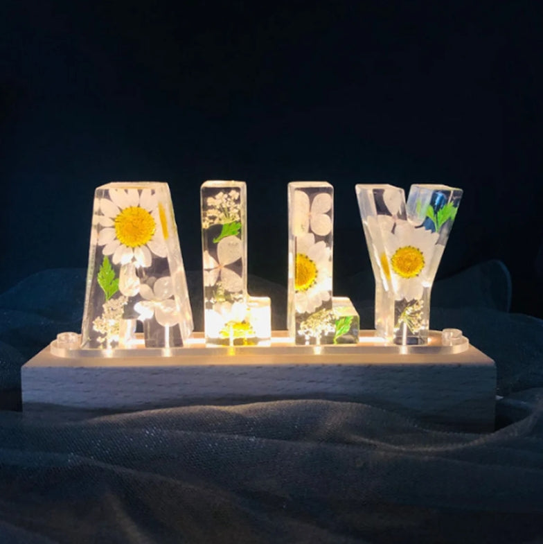 Xpopart Personalized color letter dried flower resin name lamp