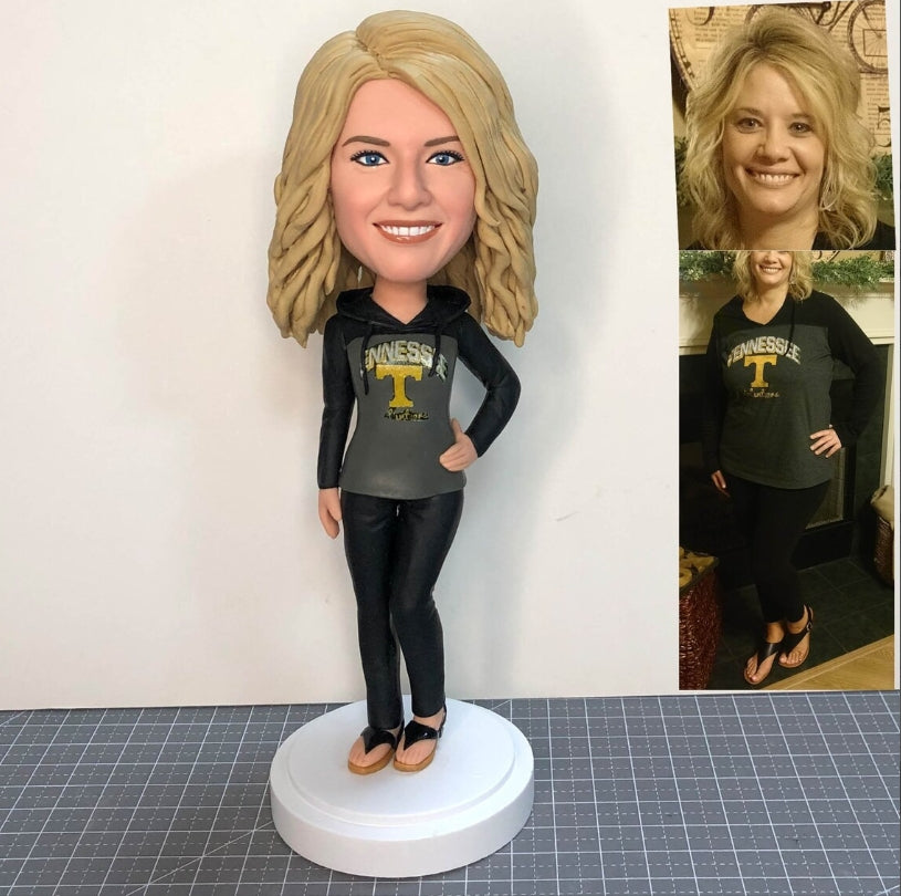 XpopArtCraft 7in Custom Woman/Girlfriend/ Wife Bobbleheads